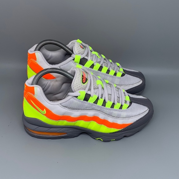 Nike Other - Nike Airmax 95 GS Vast Grey Volt Running Shoes Men’s Sz 6Y Women’s Sz 7.5